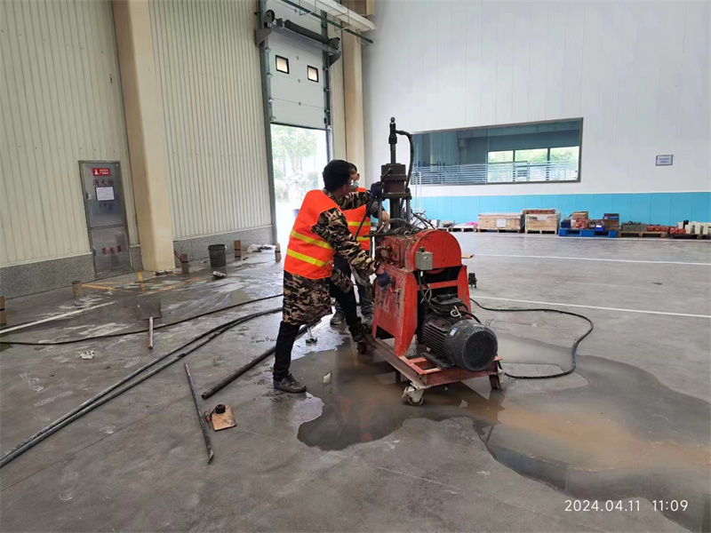 东乌珠穆沁厂房地面下沉塌陷注浆加固施工